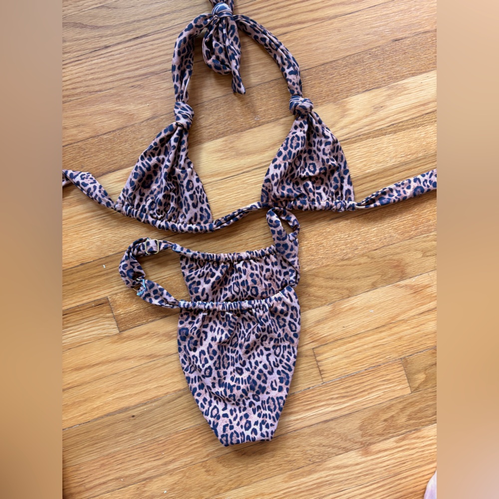 Cheetah Print Skatie bikini Size Medium 🤎🖤